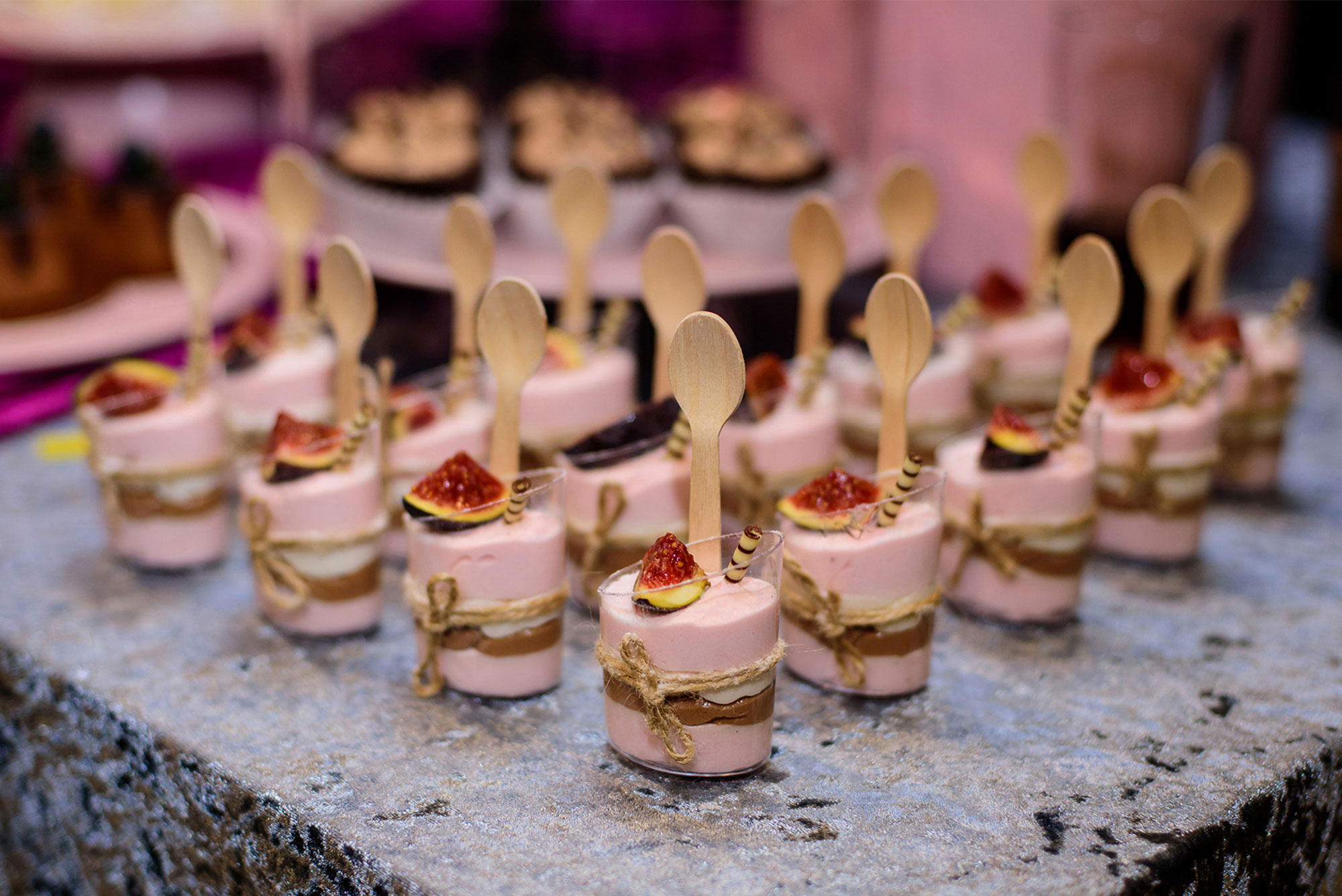 Elopement Cake, Mini Desserts, and More: What to Serve at Micro Weddings