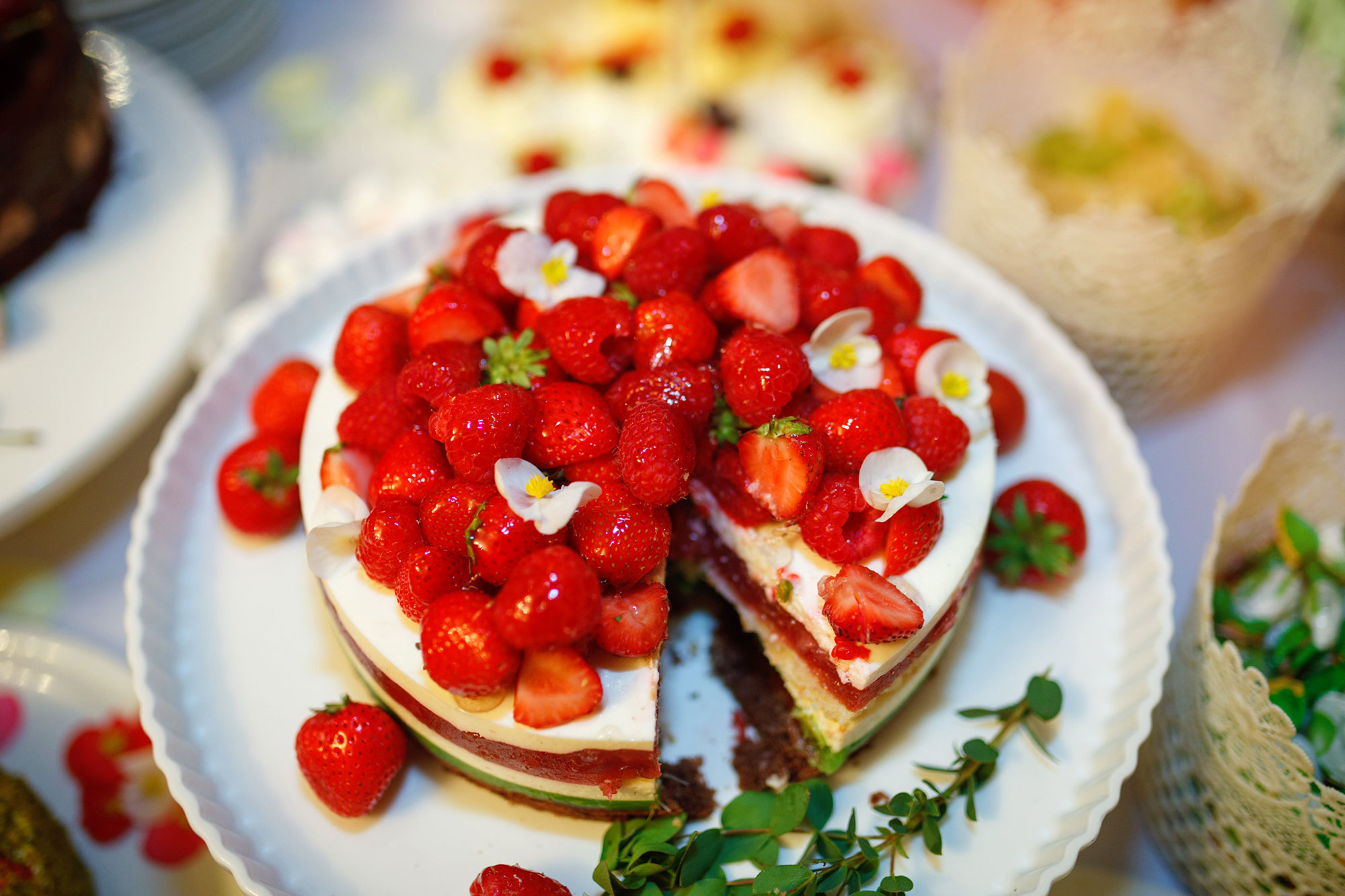 Beating the Heat: Desserts That Hold Up in Hot Weather